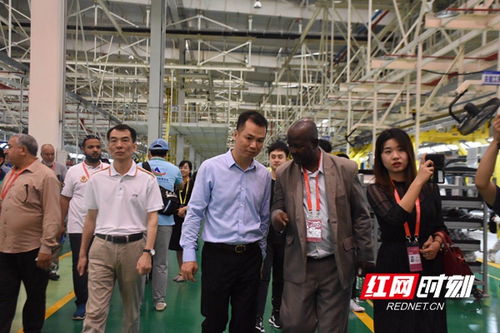 点赞湖南智造 中非经贸博览会代表团探访猎豹汽车长沙工厂，共绘经贸合作新蓝图